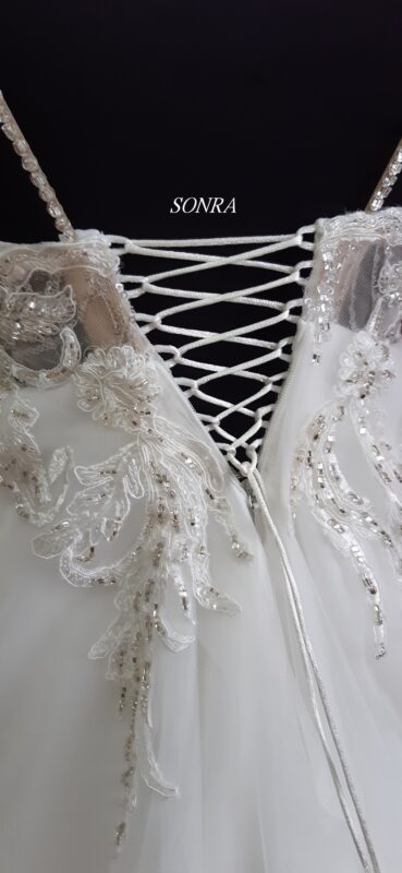 helen gelinlik tamirat