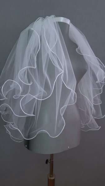 3 katlı kabarık duvak